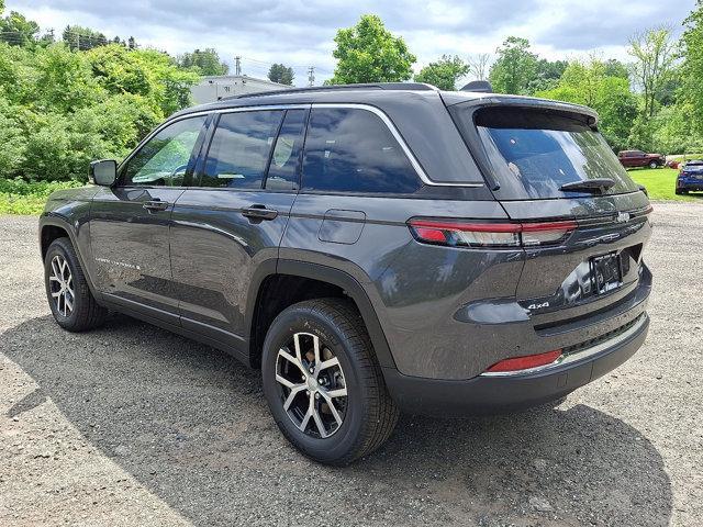 new 2025 Jeep Grand Cherokee car, priced at $50,010