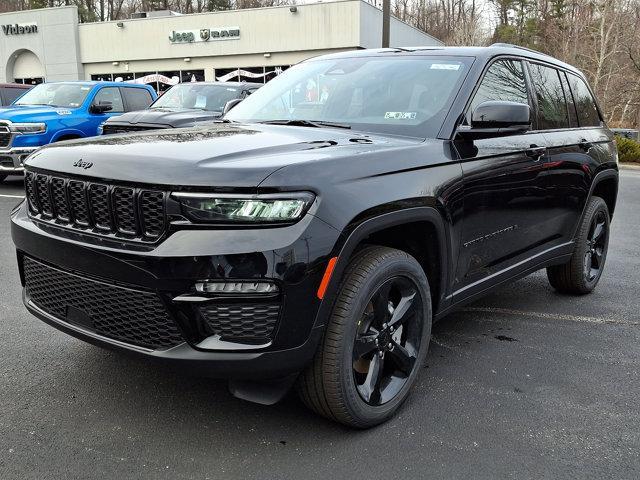 new 2025 Jeep Grand Cherokee car, priced at $53,530