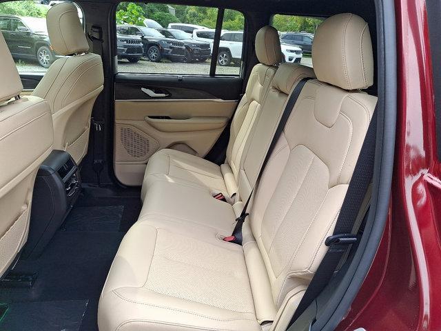 new 2025 Jeep Grand Cherokee car, priced at $52,935