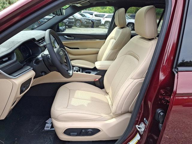 new 2025 Jeep Grand Cherokee car, priced at $52,935