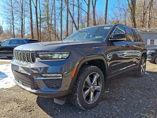 new 2025 Jeep Grand Cherokee car, priced at $55,360