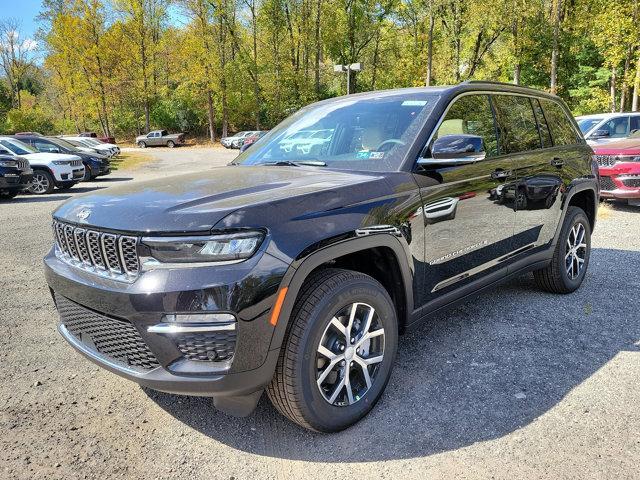 new 2025 Jeep Grand Cherokee car, priced at $52,735