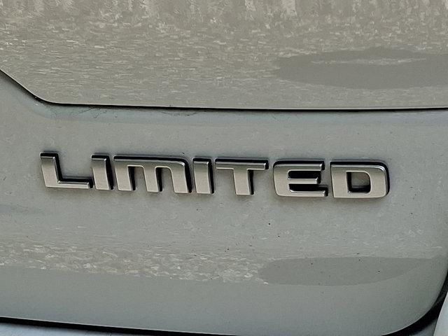 new 2025 Jeep Grand Cherokee car, priced at $49,415