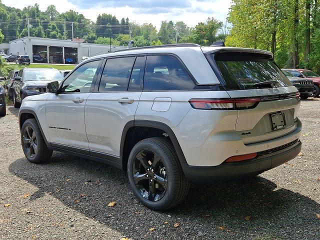 new 2025 Jeep Grand Cherokee car, priced at $52,735