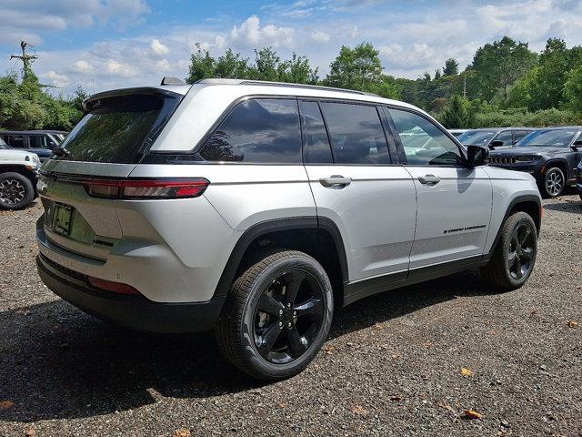 new 2025 Jeep Grand Cherokee car, priced at $52,735