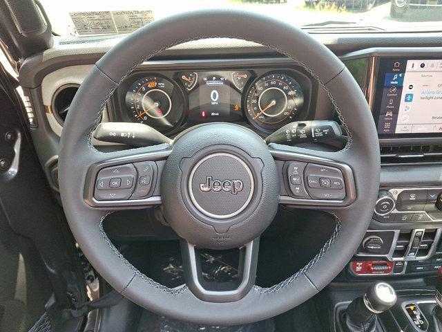 new 2025 Jeep Wrangler car, priced at $53,280