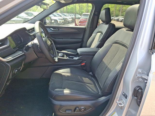 new 2025 Jeep Grand Cherokee car, priced at $48,375