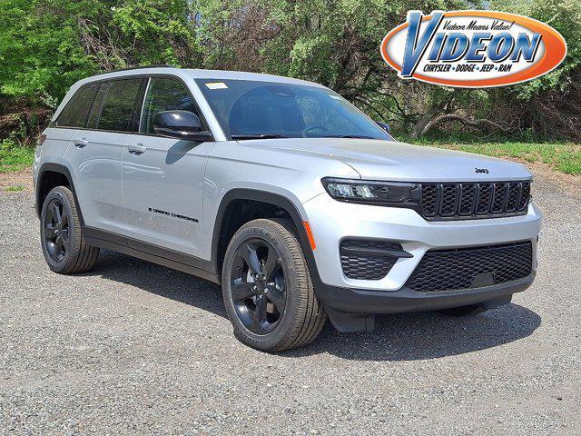 new 2025 Jeep Grand Cherokee car, priced at $48,375