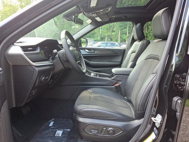 new 2025 Jeep Grand Cherokee L car, priced at $48,730