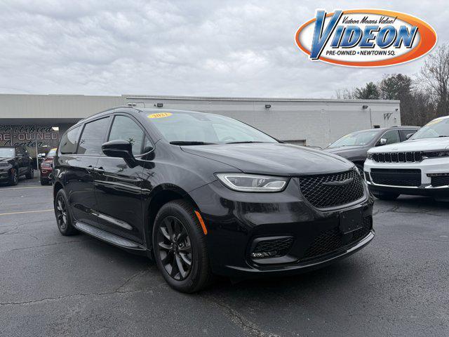 used 2021 Chrysler Pacifica car, priced at $36,547