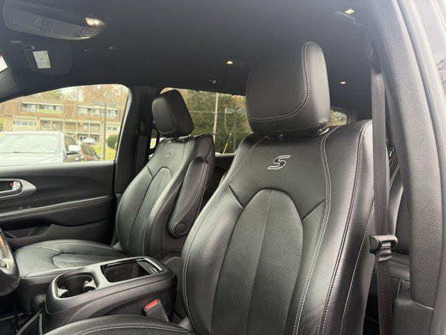 used 2021 Chrysler Pacifica car, priced at $36,547