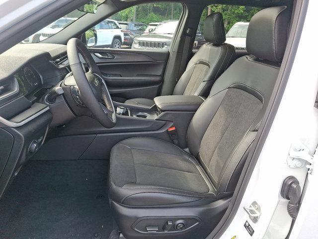 new 2025 Jeep Grand Cherokee L car, priced at $50,530