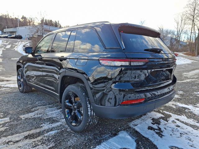 new 2025 Jeep Grand Cherokee car, priced at $48,175