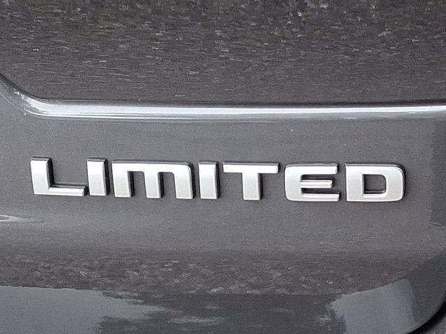 new 2025 Jeep Grand Cherokee car, priced at $51,005