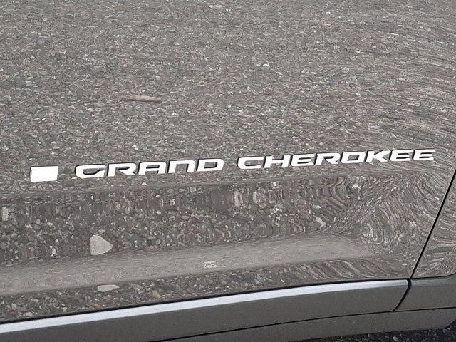 new 2025 Jeep Grand Cherokee car, priced at $51,005