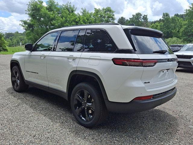 new 2025 Jeep Grand Cherokee car, priced at $47,780