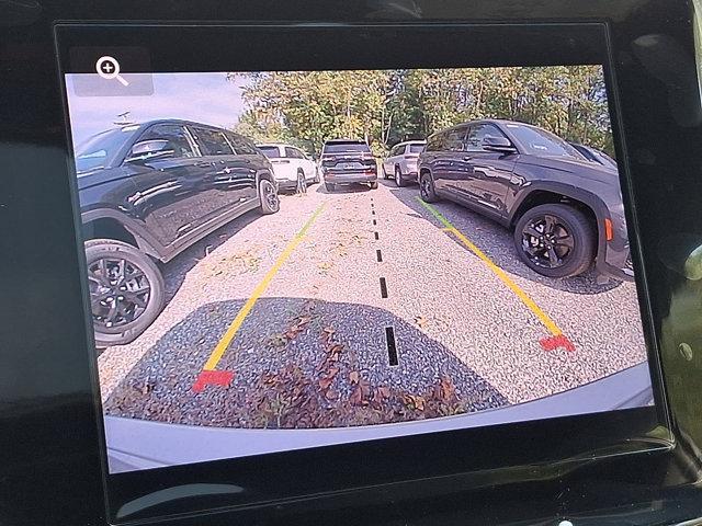 new 2025 Jeep Grand Cherokee car, priced at $44,170