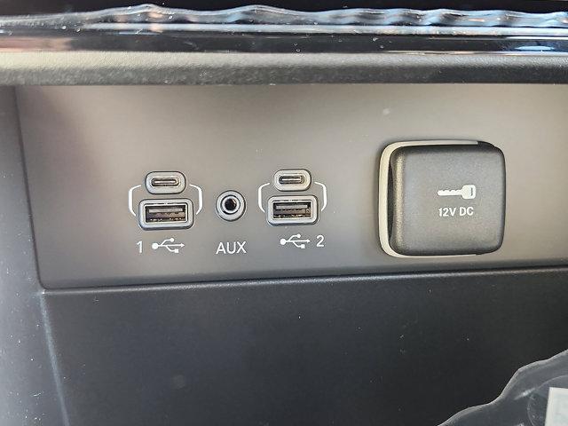 new 2025 Jeep Grand Cherokee car, priced at $47,495