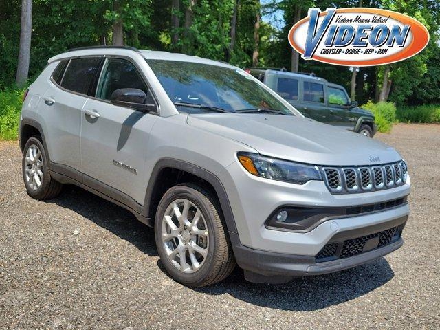 new 2024 Jeep Compass car, priced at $34,085