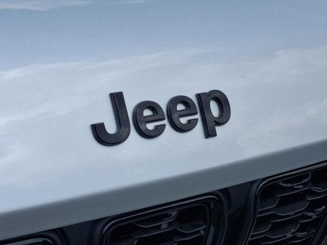 new 2025 Jeep Grand Cherokee car, priced at $46,730