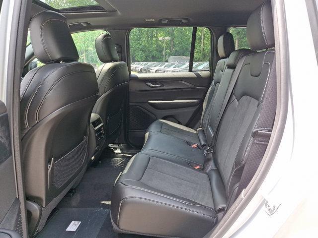 new 2025 Jeep Grand Cherokee car, priced at $46,730