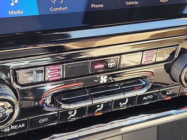 new 2025 Jeep Grand Cherokee car, priced at $50,410