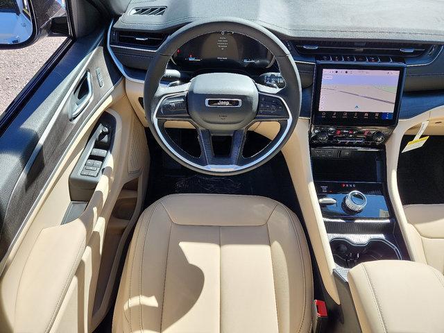 new 2025 Jeep Grand Cherokee car, priced at $50,410