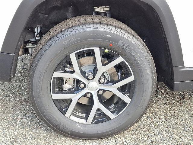 new 2025 Jeep Grand Cherokee car, priced at $52,340