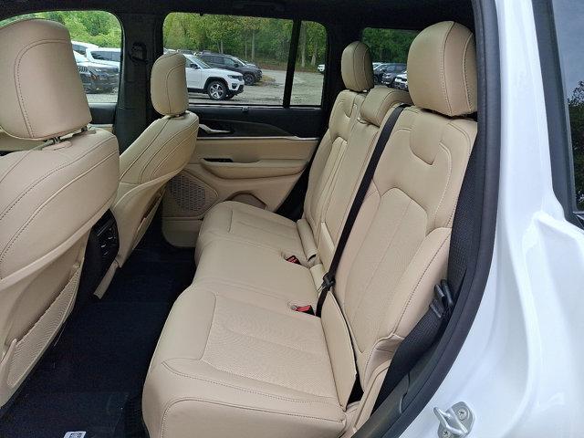 new 2025 Jeep Grand Cherokee car, priced at $52,340