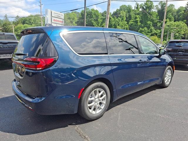 new 2025 Chrysler Pacifica car, priced at $44,940
