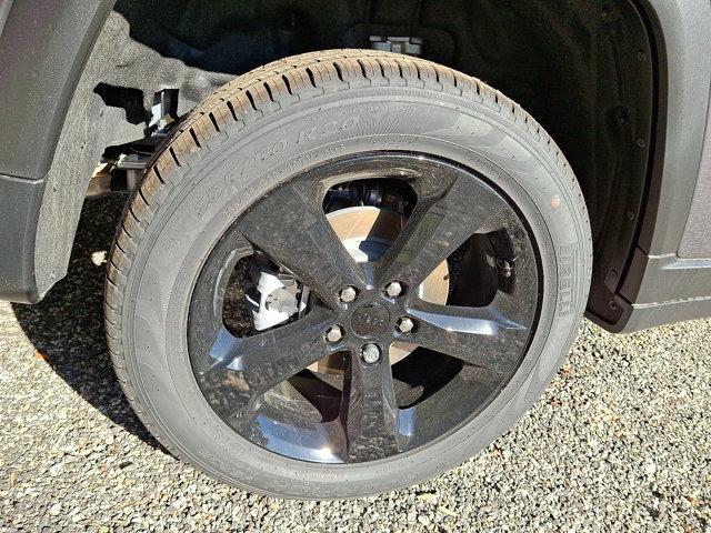 new 2025 Jeep Grand Cherokee car, priced at $52,735