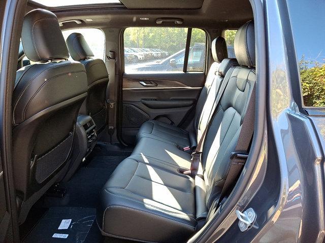 new 2025 Jeep Grand Cherokee car, priced at $52,735