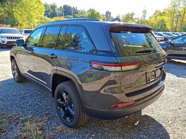new 2025 Jeep Grand Cherokee car, priced at $52,735