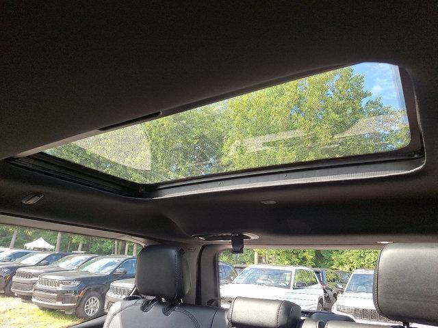 new 2025 Jeep Wagoneer car, priced at $76,425