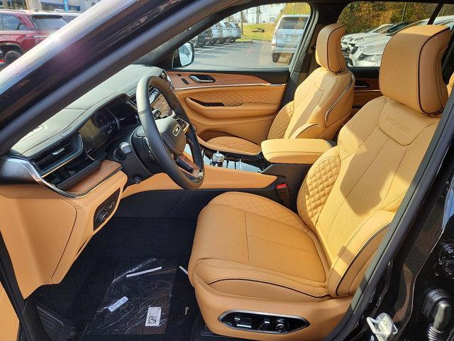 new 2025 Jeep Grand Cherokee car, priced at $66,535