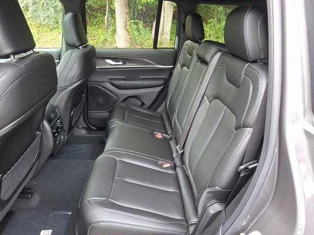 new 2025 Jeep Grand Cherokee car, priced at $51,005