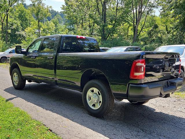 new 2024 Ram 3500 car, priced at $61,685