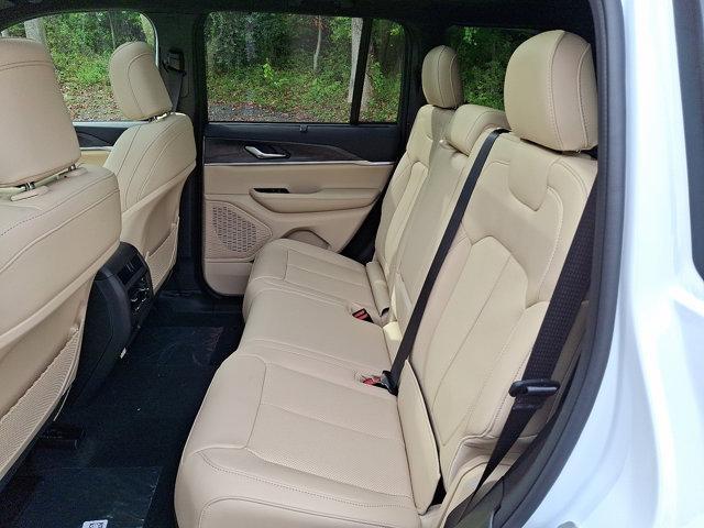 new 2025 Jeep Grand Cherokee car, priced at $52,340