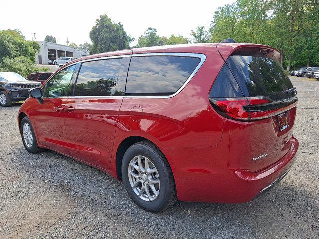 new 2026 Chrysler Pacifica car, priced at $44,955