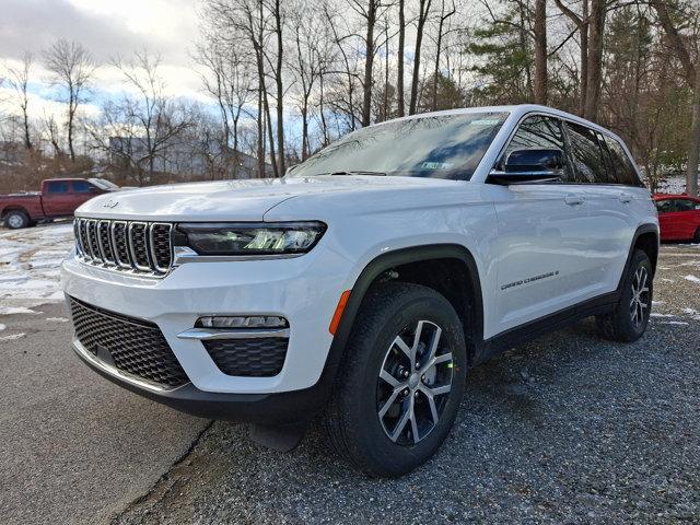 new 2025 Jeep Grand Cherokee car, priced at $46,700