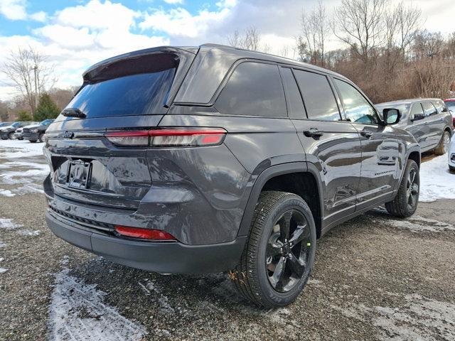 new 2025 Jeep Grand Cherokee car, priced at $48,175