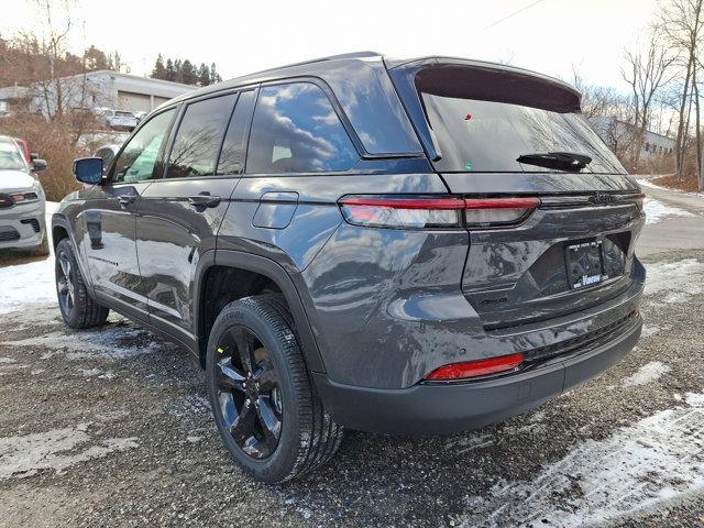 new 2025 Jeep Grand Cherokee car, priced at $48,175