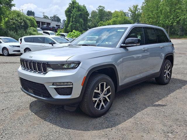 new 2025 Jeep Grand Cherokee car, priced at $52,935