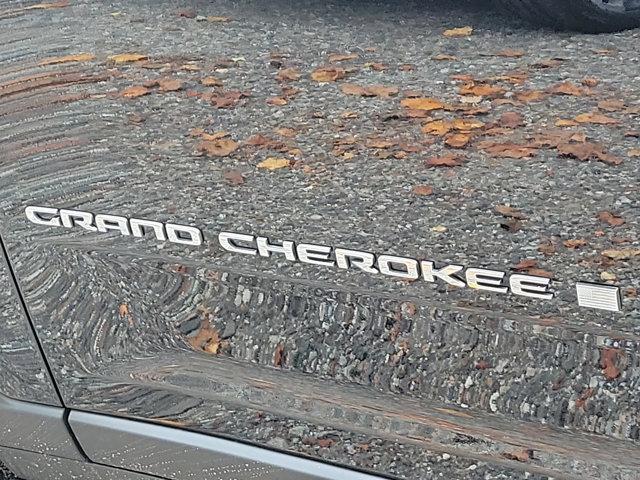 new 2024 Jeep Grand Cherokee car, priced at $52,880