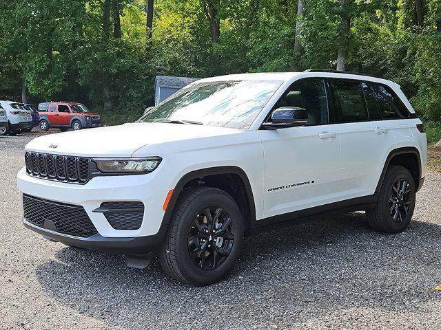 new 2024 Jeep Grand Cherokee car, priced at $46,935