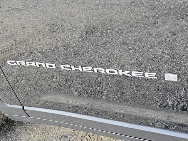 new 2025 Jeep Grand Cherokee car, priced at $49,810