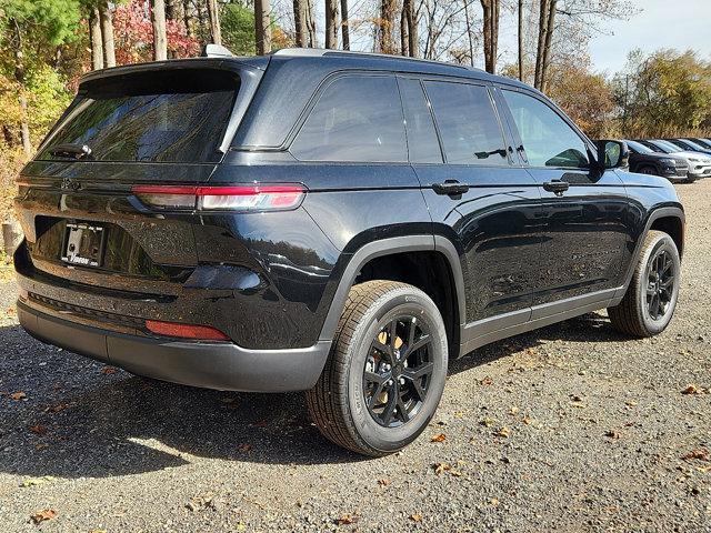 new 2025 Jeep Grand Cherokee car, priced at $46,730