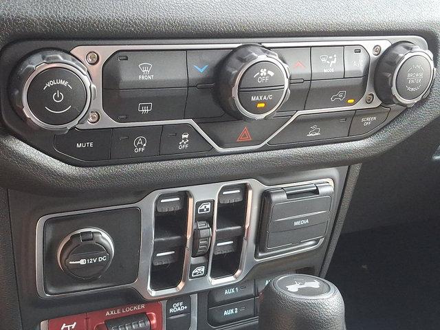 new 2025 Jeep Wrangler car, priced at $49,285
