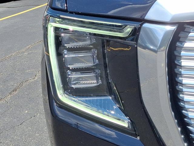 used 2023 GMC Yukon XL car, priced at $70,887