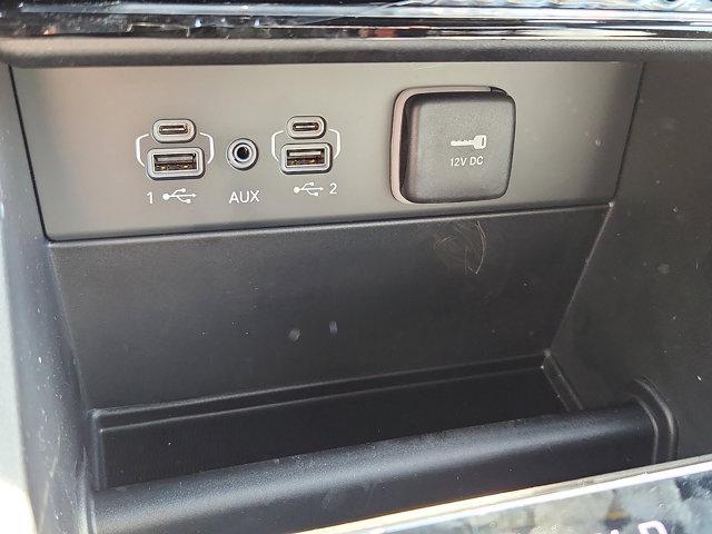 new 2025 Jeep Grand Cherokee car, priced at $53,140